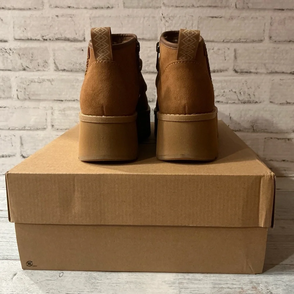 UGG NIB Women's Size 9 UGG Cityfunc Ultra Mini Chestnut